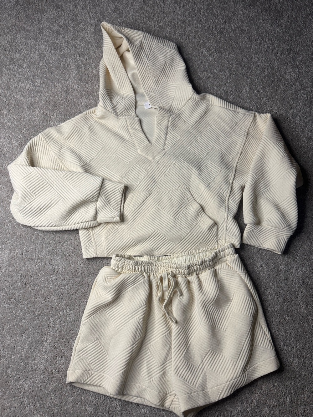Cozy Cream Textured Hooded Lounge Set - Women's Shorts & Sweatshirt - Picture 2 of 9